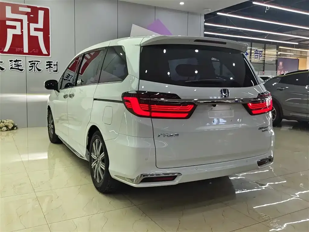Honda Odyssey 2023 из CN, фото 6