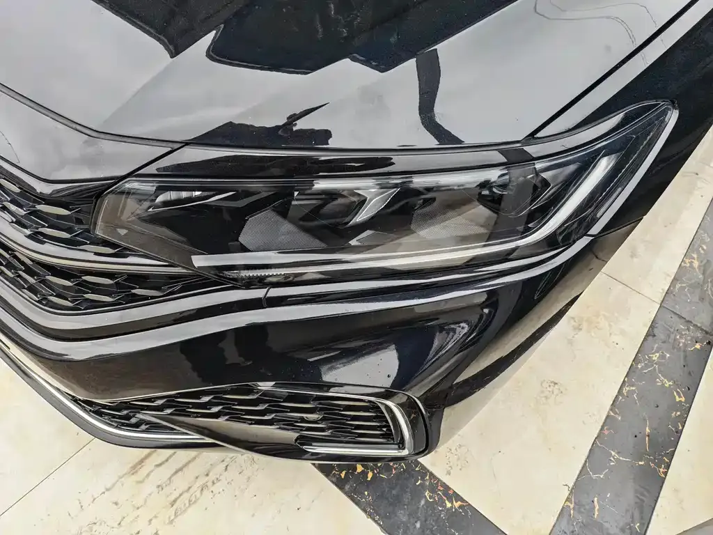 Volkswagen Passat 2024 из CN, фото 3