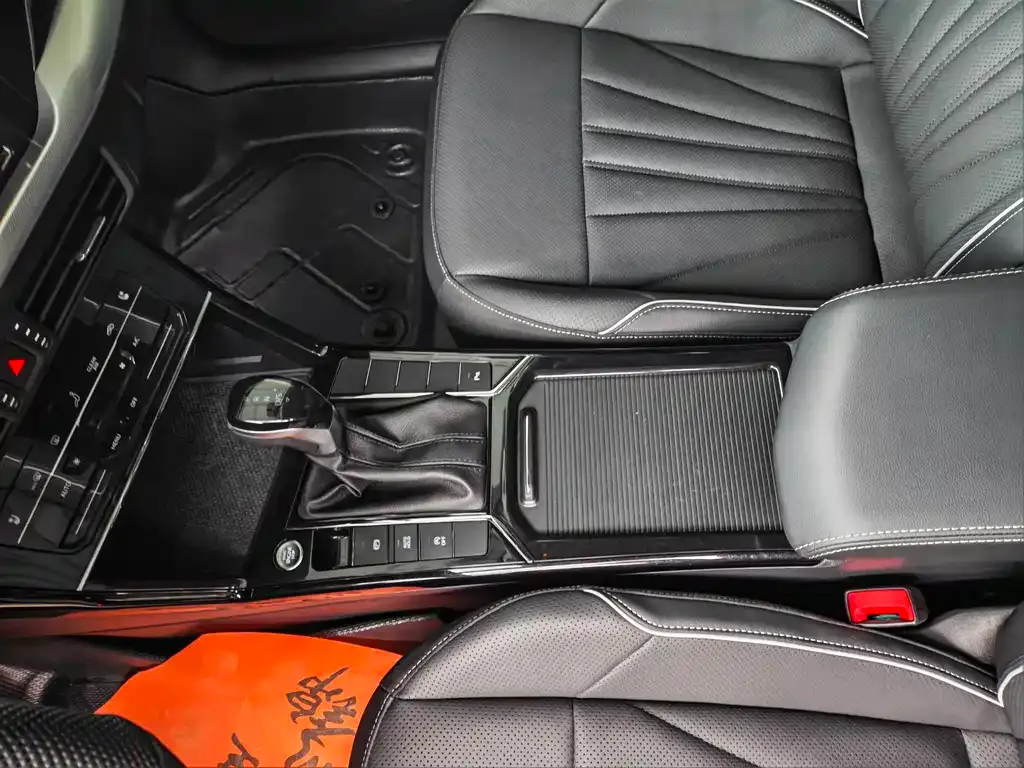 Volkswagen Passat 2024 из CN, фото 6