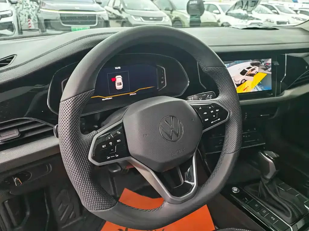 Volkswagen Passat 2024 из CN, фото 7
