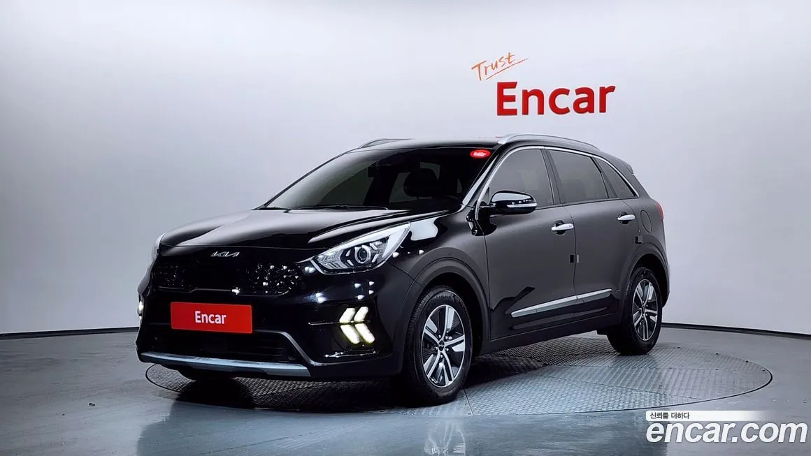 Kia Niro — фото 1