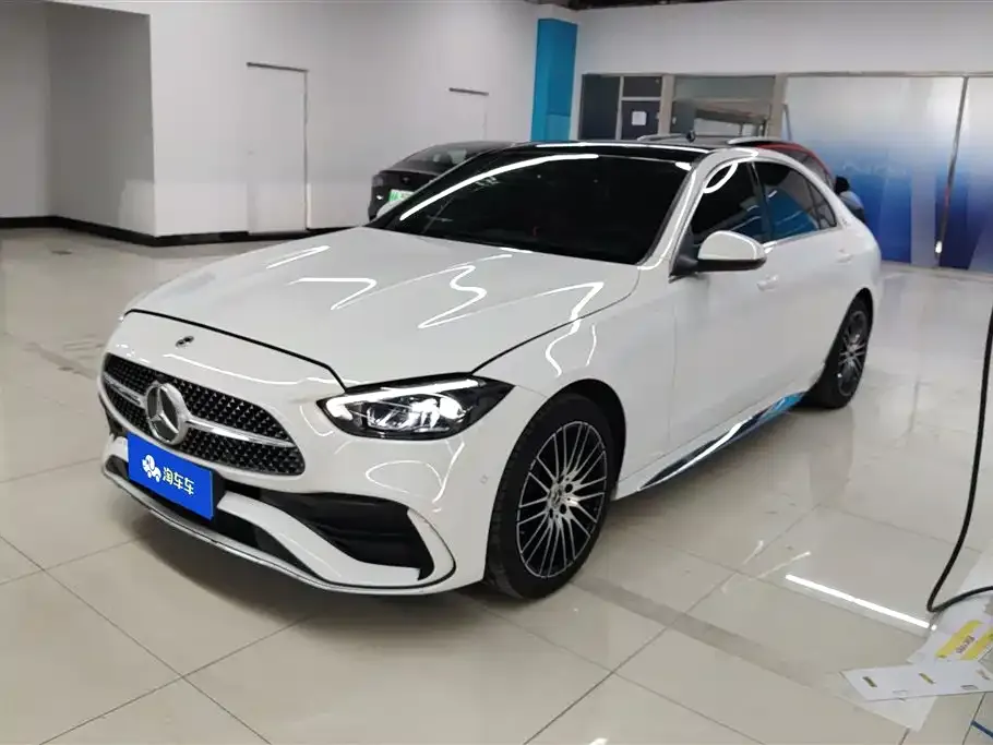 Mercedes-Benz C-Class — фото 1