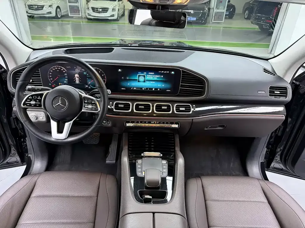 Mercedes-Benz GLE — фото 10
