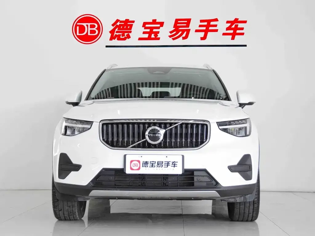 Volvo XC40 2024 из CN, фото 2