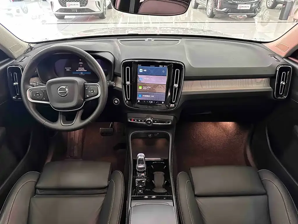 Volvo XC40 2024 из CN, фото 9