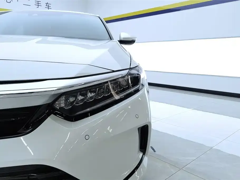 Honda Inspire — фото 9