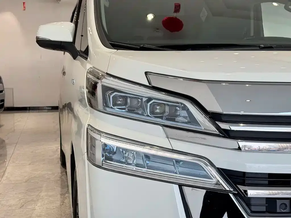 Toyota Vellfire 2021 из CN, фото 4
