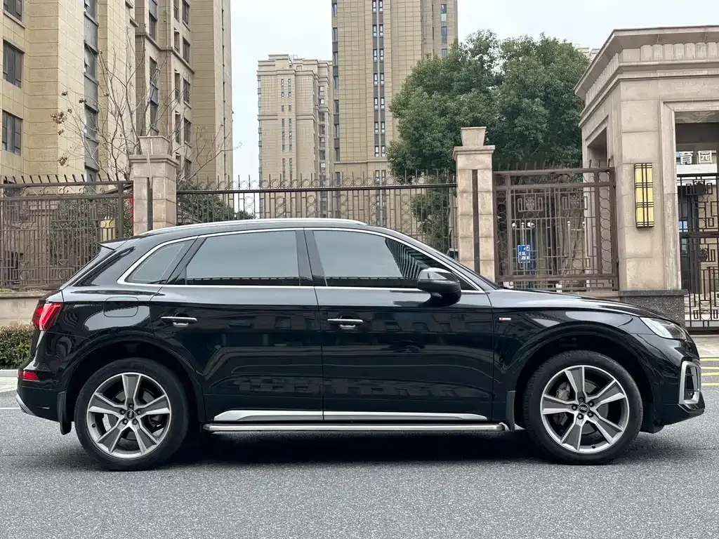 Audi Q5L 2023 из CN, фото 8