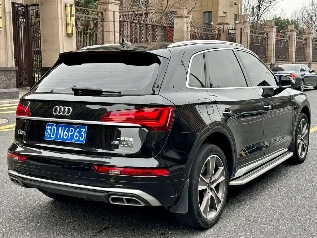 Audi Q5L 2023 из CN, фото 5