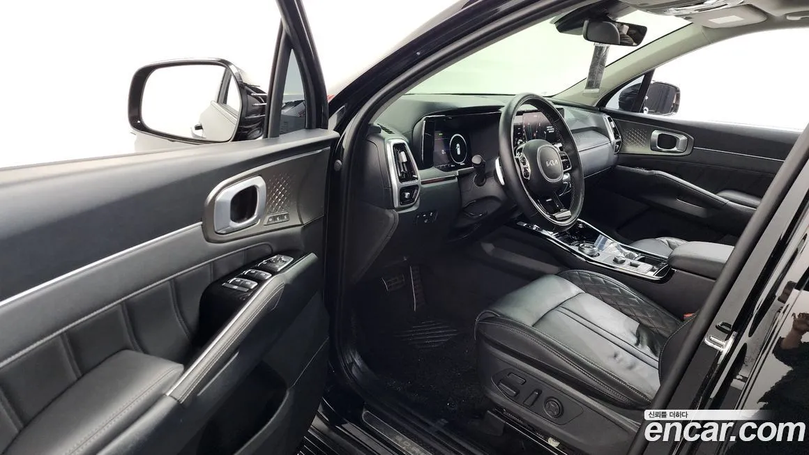 Kia Sorento — фото 8