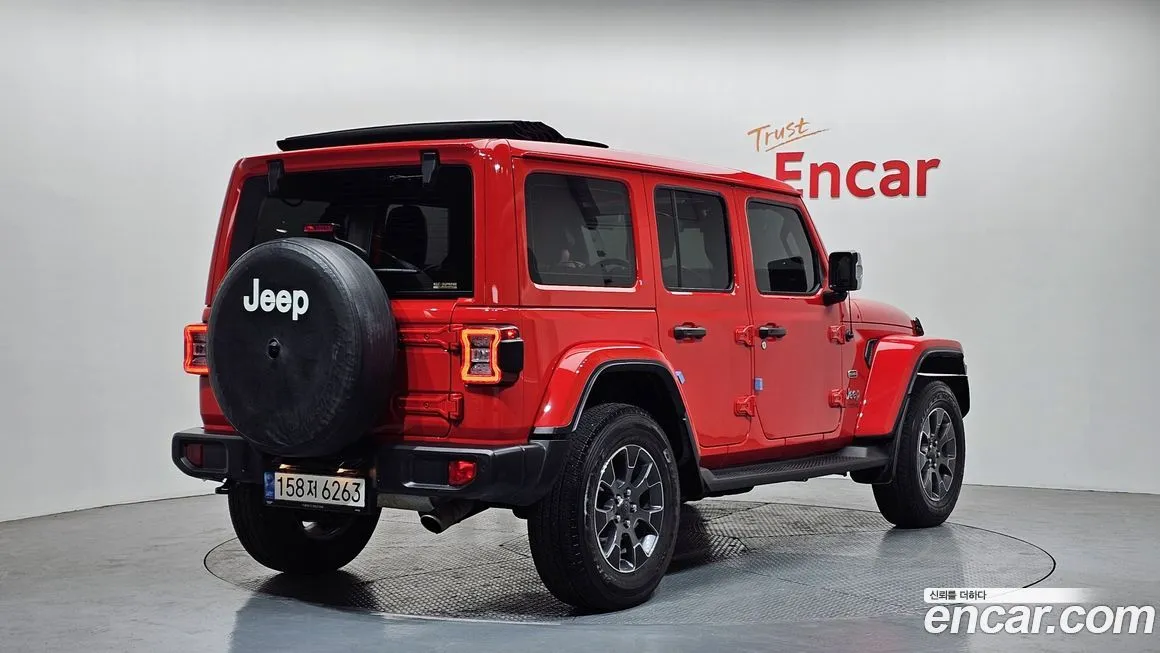 Jeep Wrangler 2022 из KR, фото 4