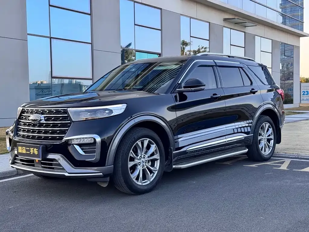 Ford Explorer 2022 из CN, фото 1
