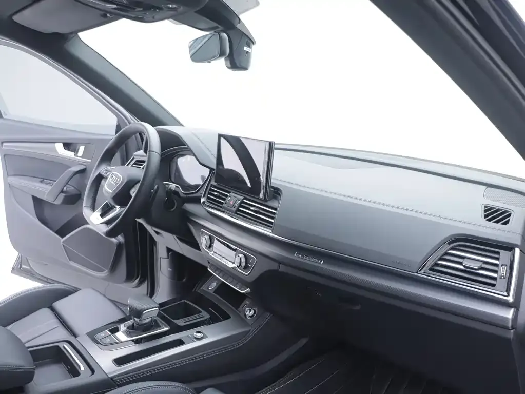 Audi Q5L 2024 из CN, фото 8