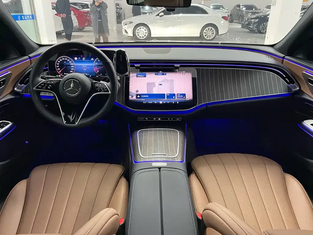 Mercedes-Benz E-Class 2024 из CN, фото 10