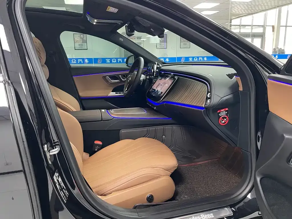 Mercedes-Benz E-Class 2024 из CN, фото 7