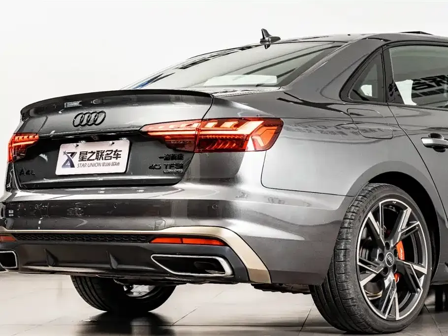 Audi A4L 2024 из CN, фото 7
