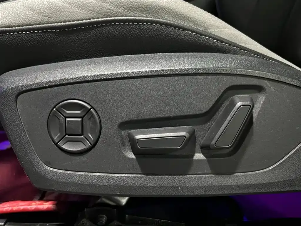 Audi Q3 — фото 4