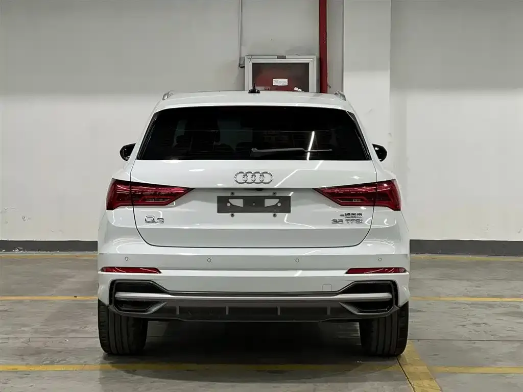 Audi Q3 — фото 9