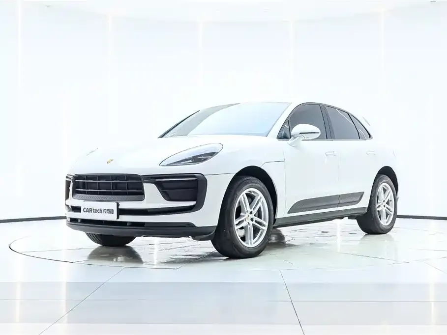 Porsche Macan — фото 1