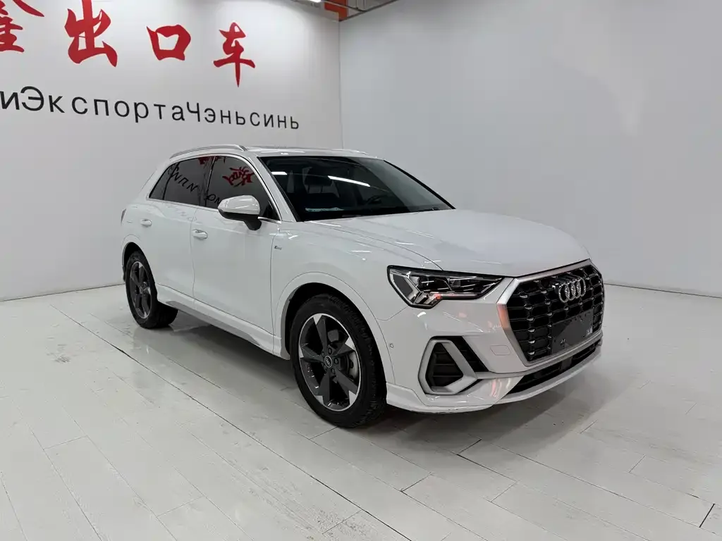 Audi Q3 2021 из CN, фото 2