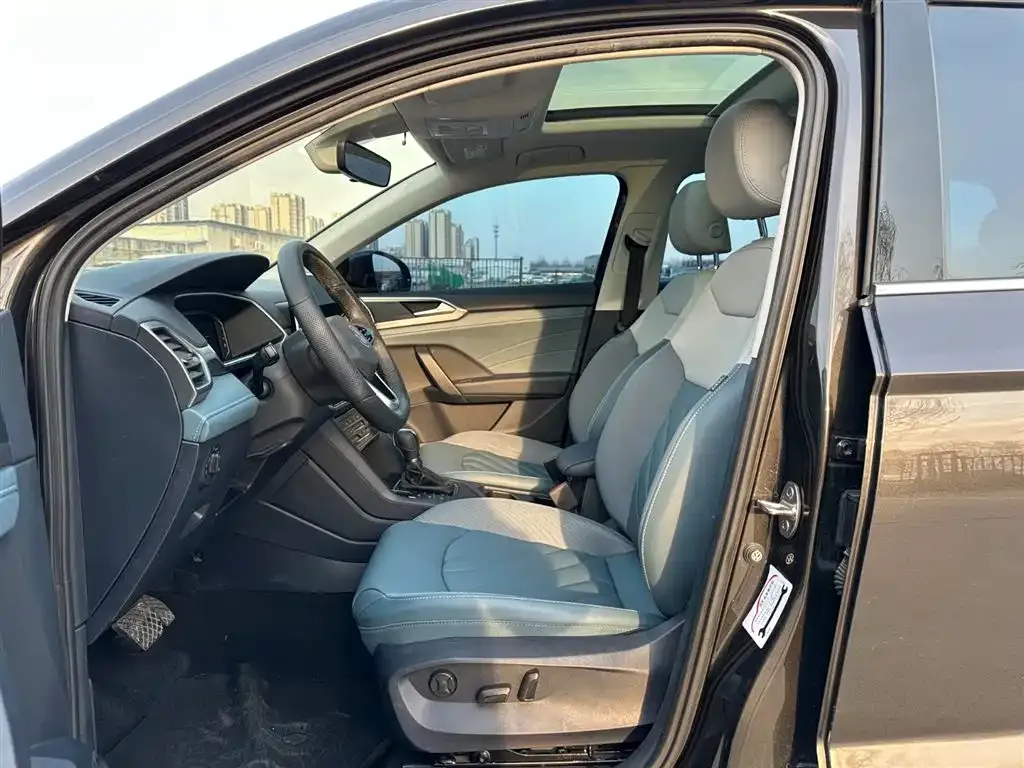 Volkswagen Tharu 2024 из CN, фото 10