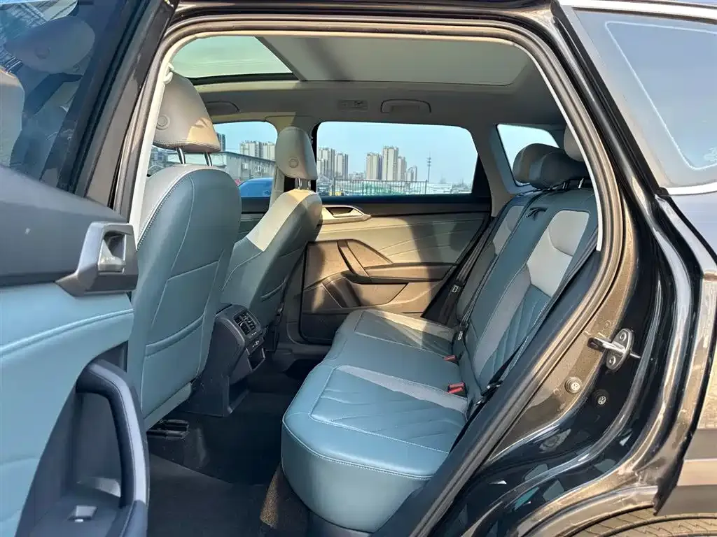 Volkswagen Tharu 2024 из CN, фото 4