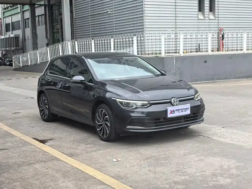 Volkswagen Golf 2021 из CN, фото 2