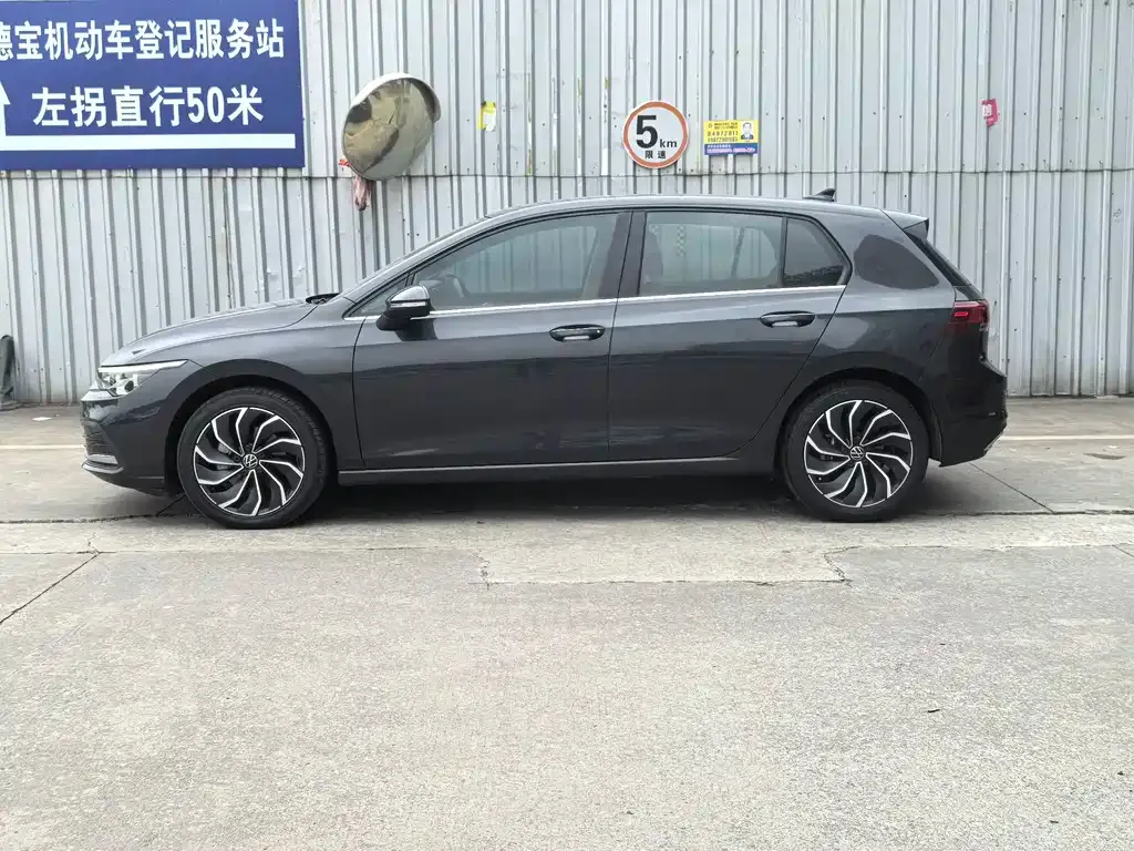 Volkswagen Golf 2021 из CN, фото 8