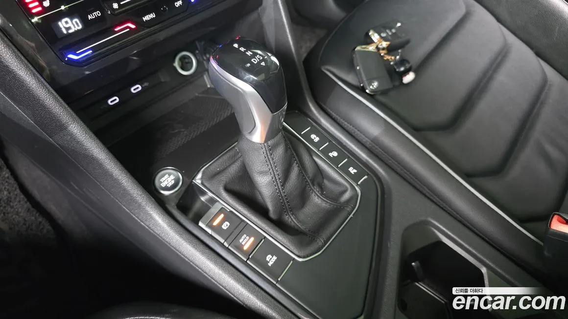 Volkswagen Tiguan — фото 5
