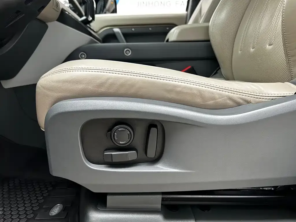 Land Rover Defender 2021 из CN, фото 7