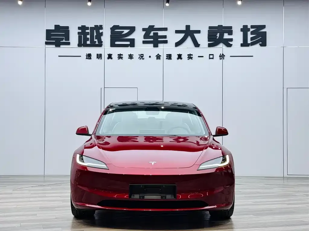 Tesla Model 3 — фото 3