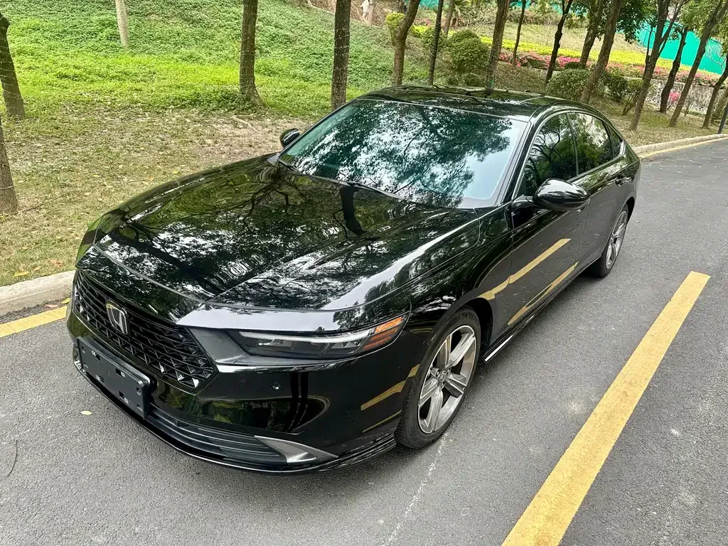 Honda Accord — фото 6