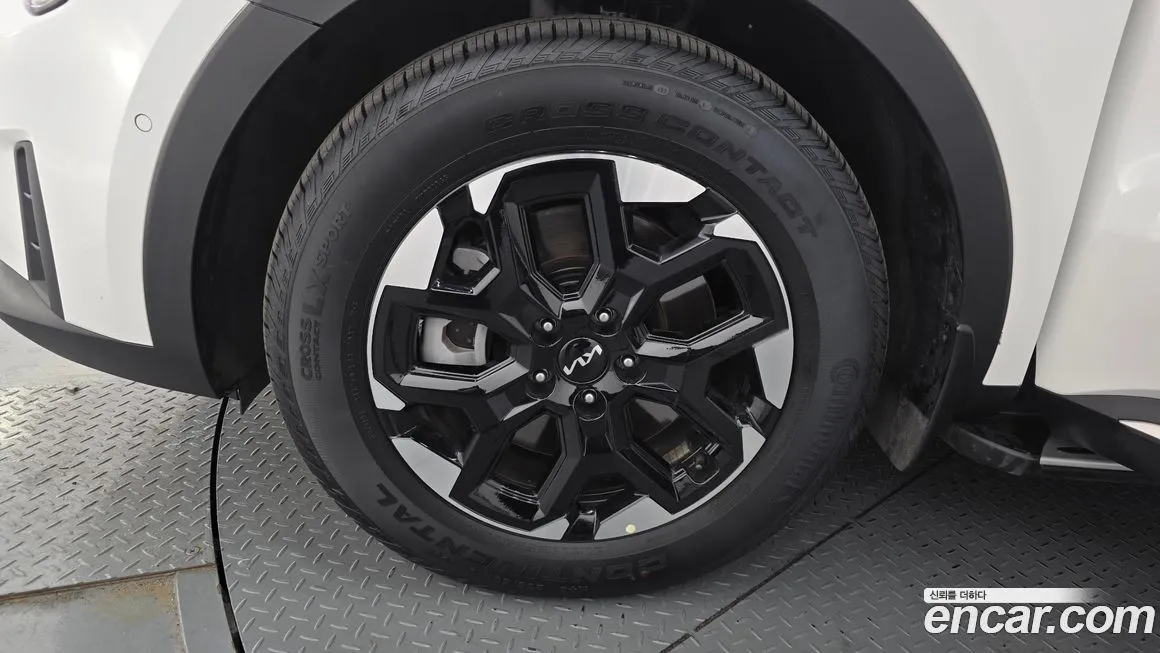 Kia Sorento — фото 10