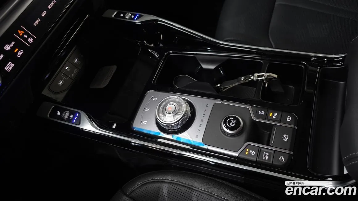 Kia Sorento — фото 7