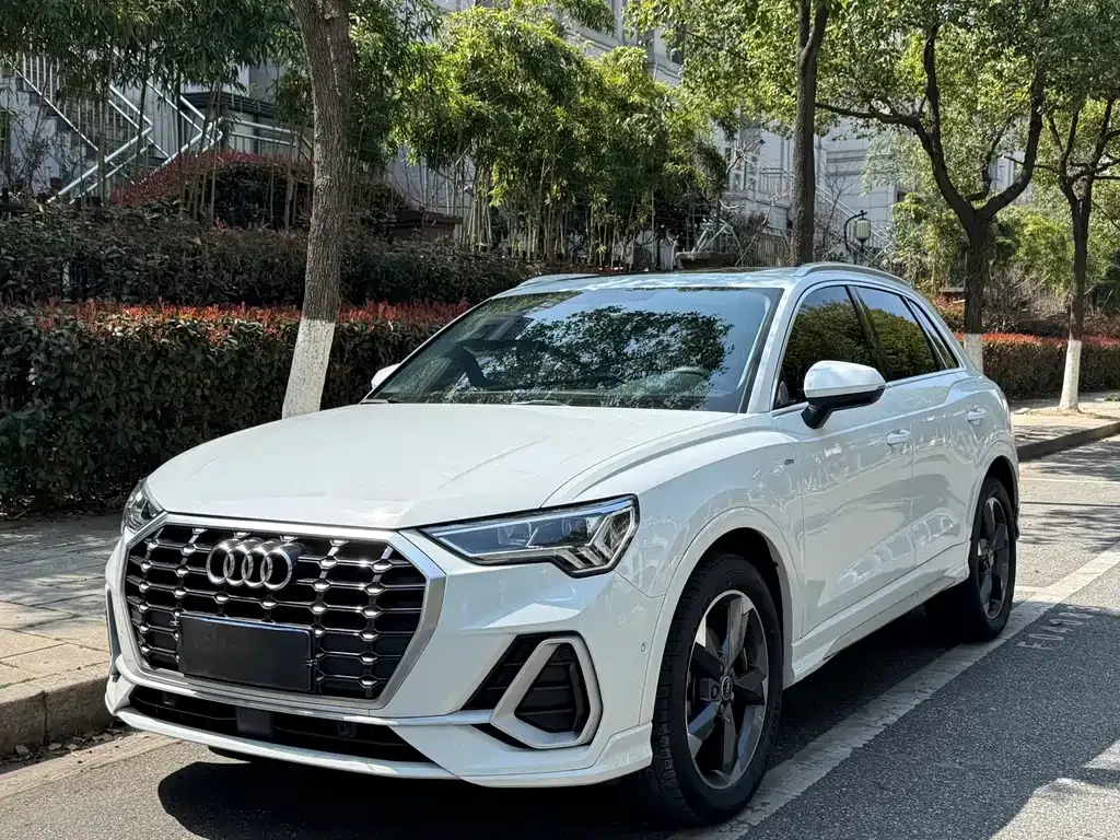 Audi Q3 2022 из CN, фото 1