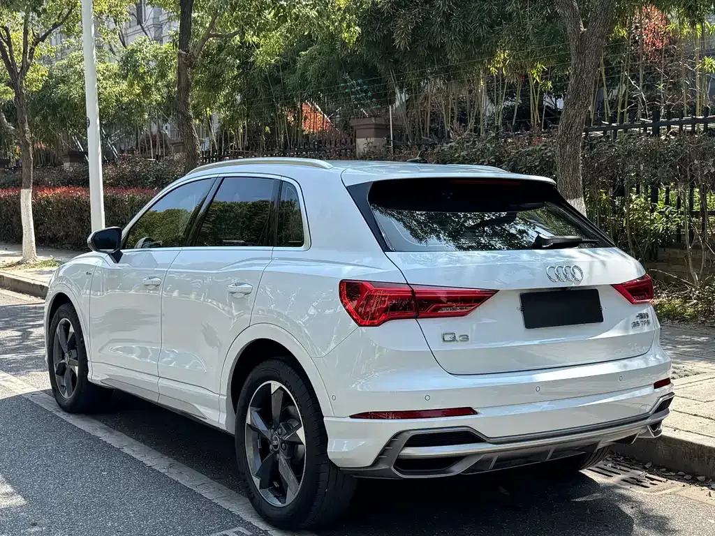 Audi Q3 2022 из CN, фото 7