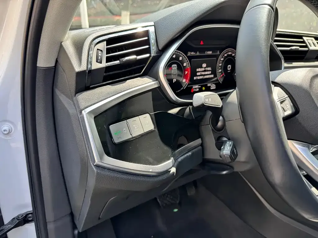 Audi Q3 2022 из CN, фото 3