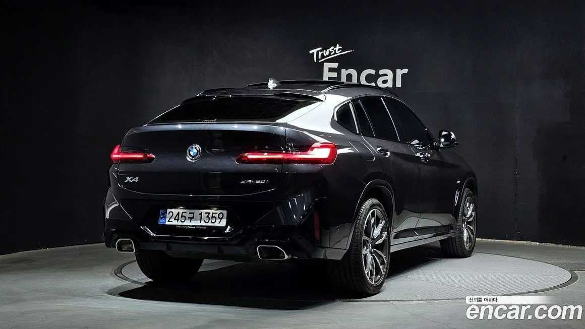 BMW X4 — фото 5