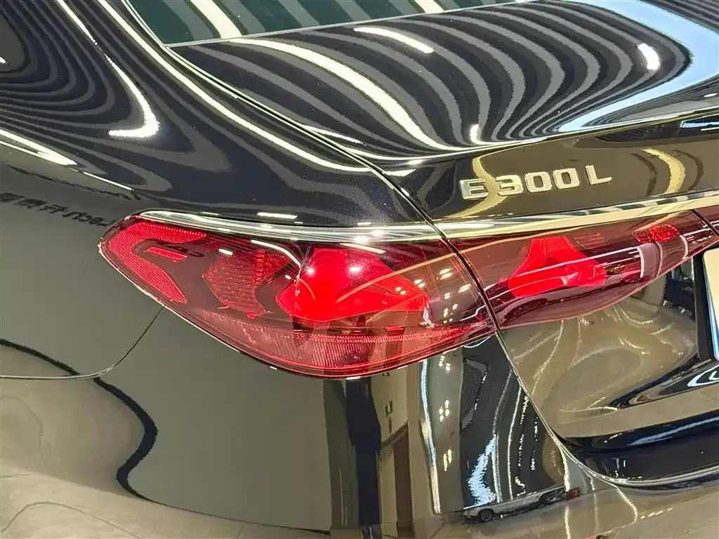 Mercedes-Benz E-Class 2025 из CN, фото 4