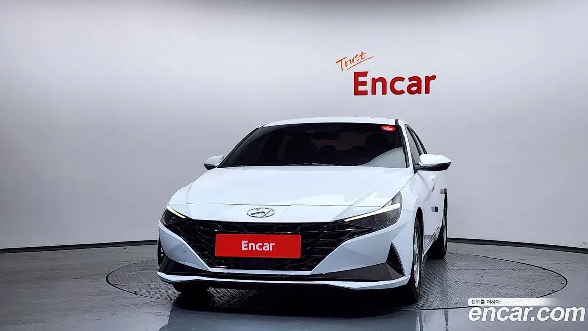 Hyundai AVANTE — фото 3