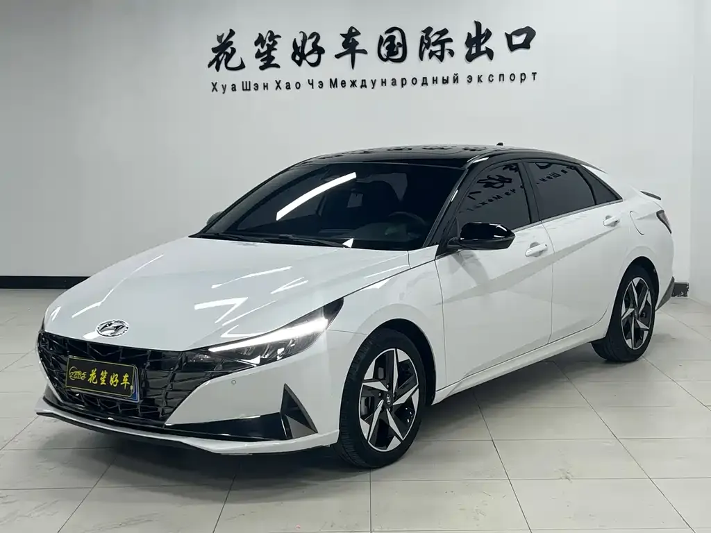Hyundai Elantra 2022 из CN, фото 1