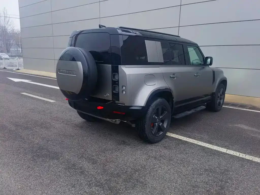 Land Rover Defender 2024 из CN, фото 9