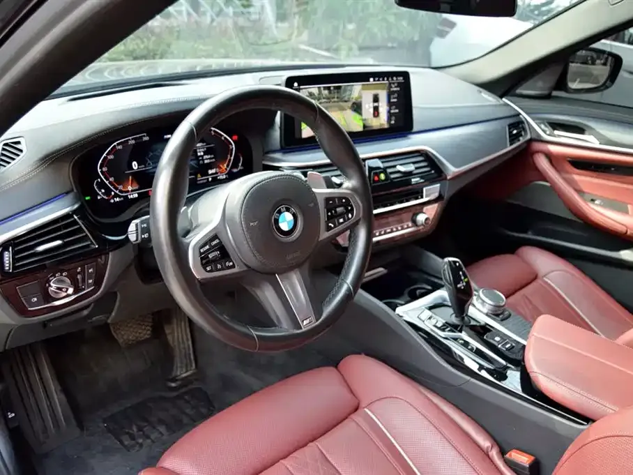 BMW 5 Series — фото 2