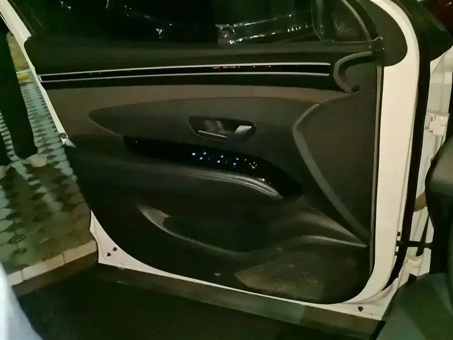 Hyundai Tucson 2023 из CN, фото 7