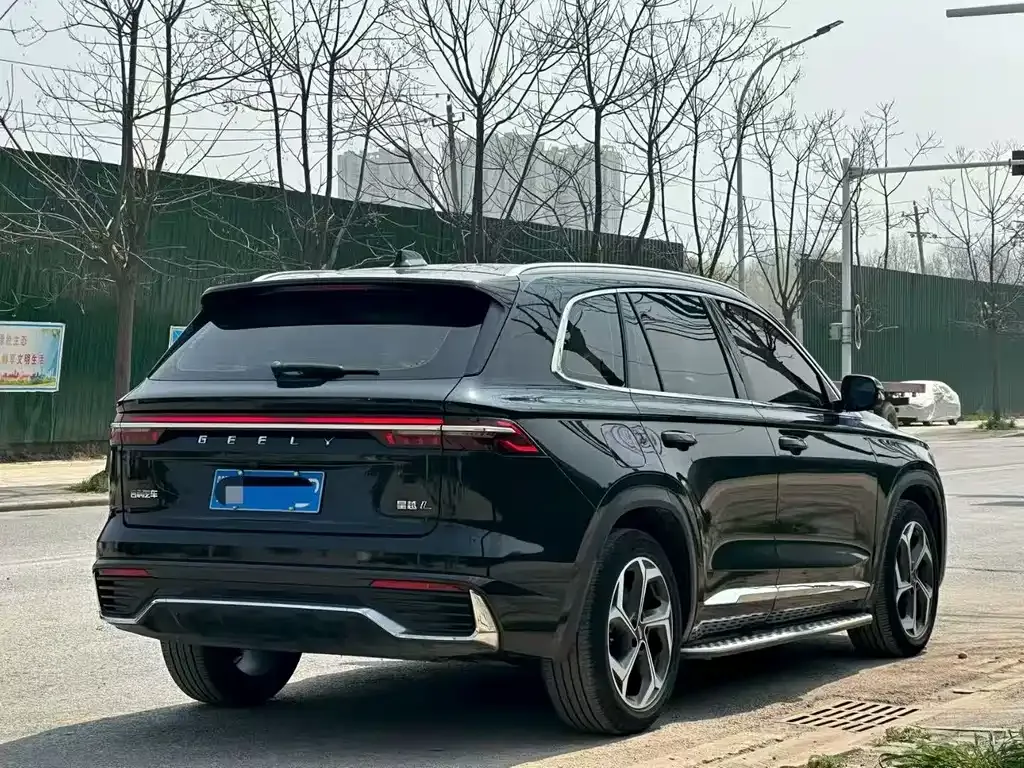 Geely Xingyue L — фото 9
