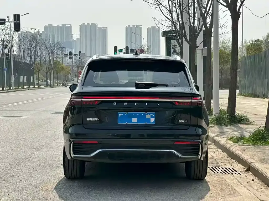 Geely Xingyue L — фото 6