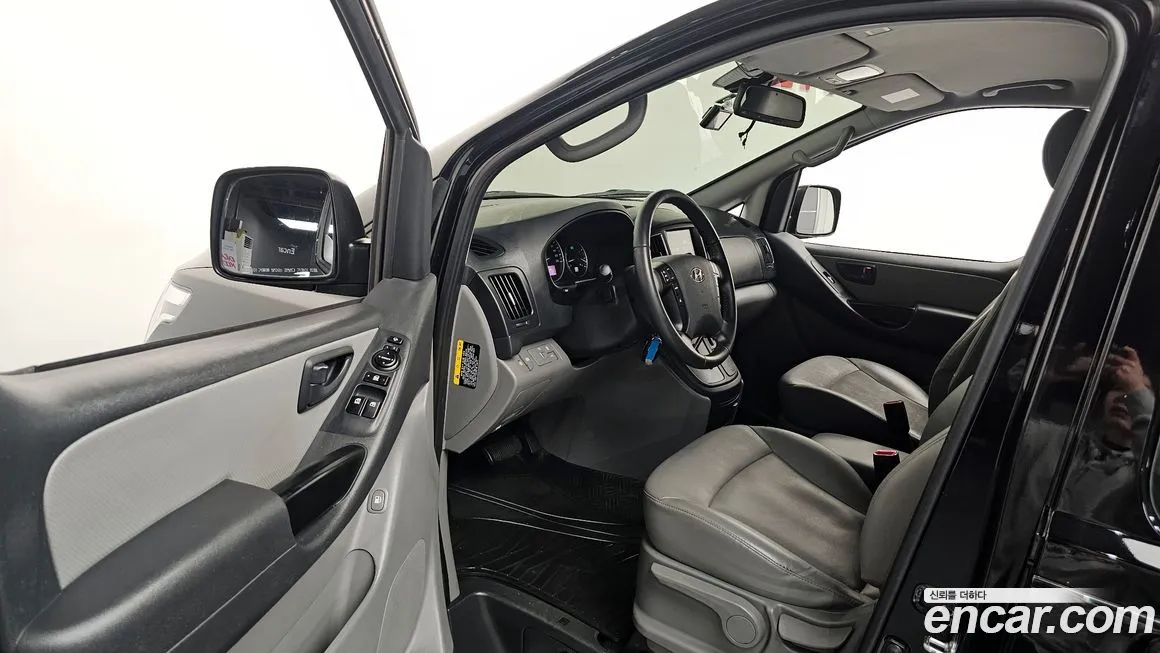 Hyundai Starex 2021 из KR, фото 3
