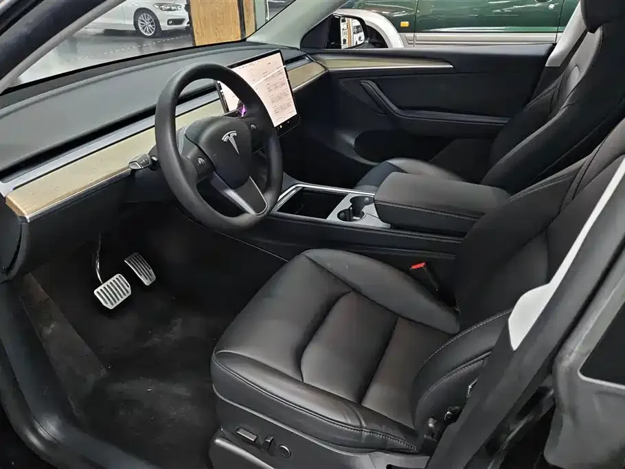 Tesla Model Y 2022 из CN, фото 9
