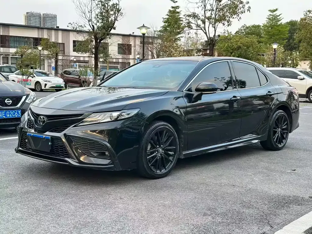 Toyota Camry 2022 из CN, фото 1