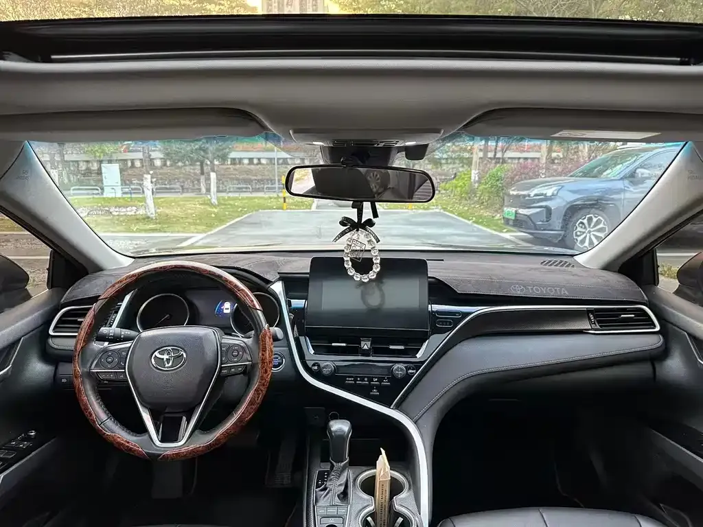 Toyota Camry 2022 из CN, фото 5